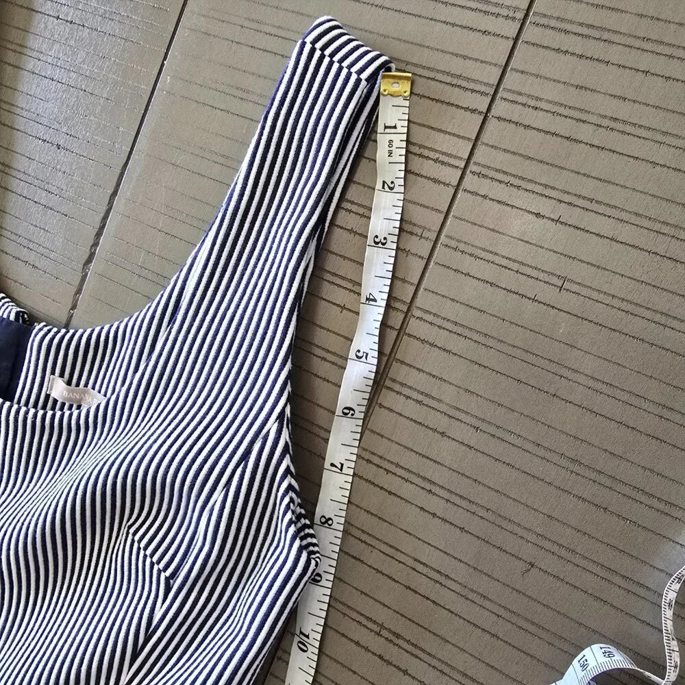 Banana Republic - Blue & White striped dress - Size 2 - Picture 8 of 13